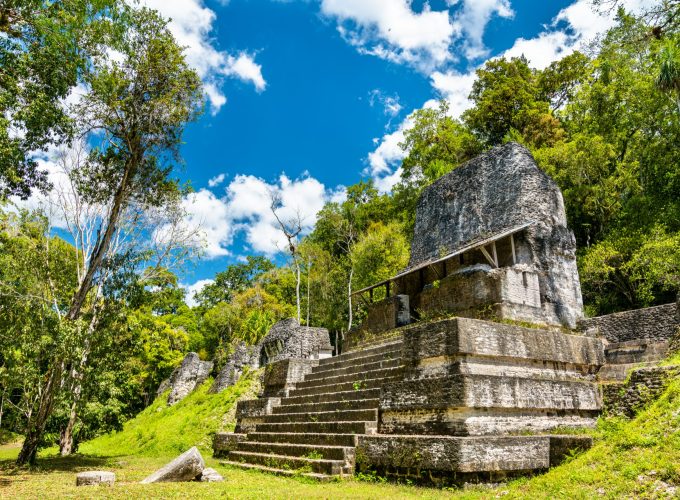 Guatemala: Volcanes, lagos y ciudades mayas
